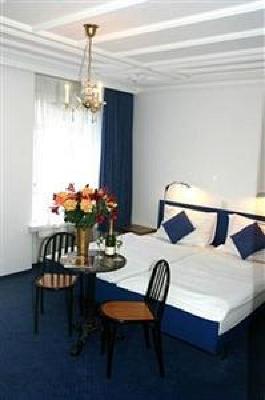 фото отеля Hotel Alpina Luzern