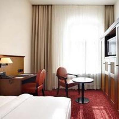 фото отеля Hotel Hafen Hamburg