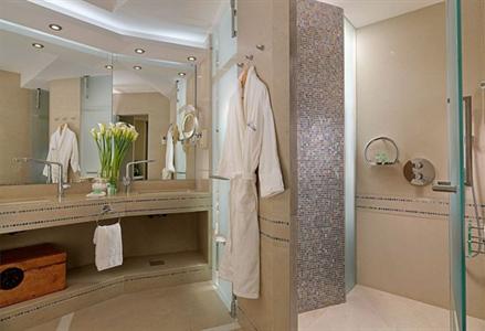 фото отеля Divani Apollon Palace & Spa Hotel Vouliagmeni