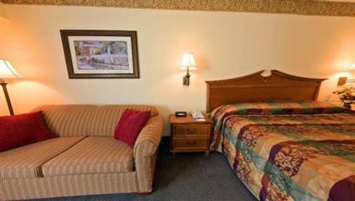 фото отеля Country Inn & Suites Williamsburg (Busch Gardens Area)