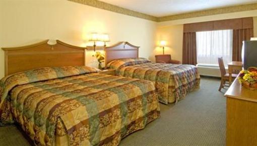 фото отеля Country Inn & Suites Williamsburg (Busch Gardens Area)