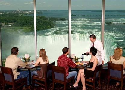 фото отеля Embassy Suites by Hilton Niagara Falls Fallsview Hotel