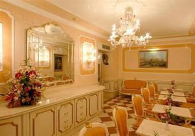 фото отеля Hotel Canaletto