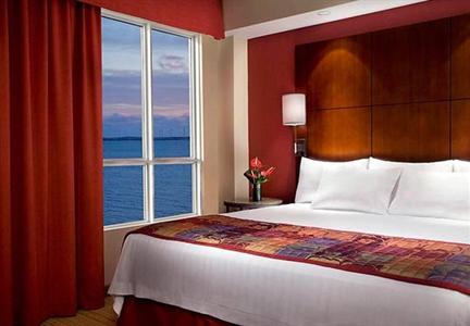 фото отеля Residence Inn by Marriott Kingston Water's Edge