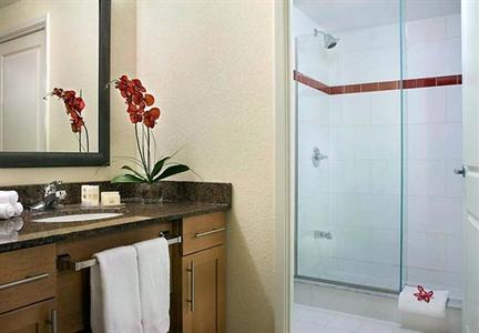 фото отеля Residence Inn by Marriott Kingston Water's Edge