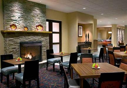 фото отеля Residence Inn by Marriott Kingston Water's Edge