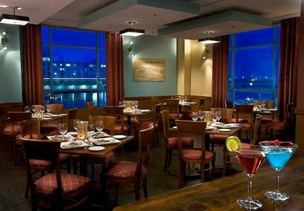 фото отеля Residence Inn by Marriott Kingston Water's Edge