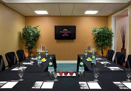 фото отеля Residence Inn by Marriott Kingston Water's Edge
