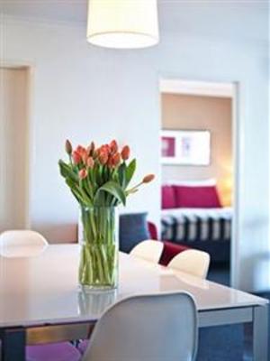 фото отеля Medina Classic Hotel Canberra