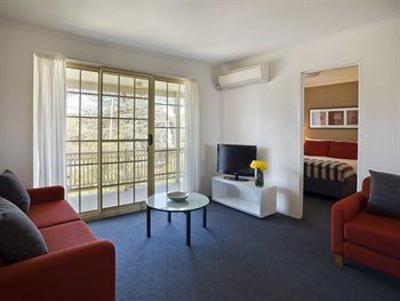 фото отеля Medina Classic Hotel Canberra