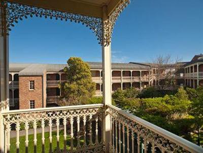 фото отеля Medina Classic Hotel Canberra