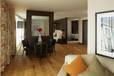 фото отеля Abode Chester