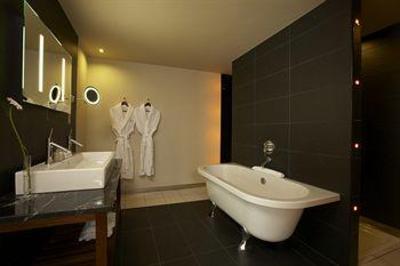 фото отеля Abode Chester