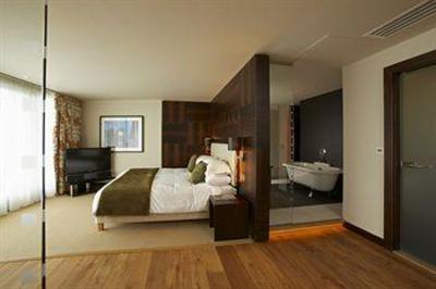 фото отеля Abode Chester