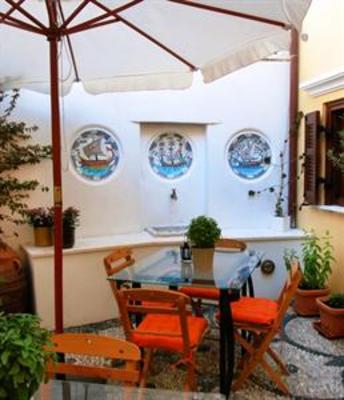 фото отеля Rodos Niohori Elite Suites