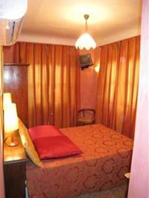 фото отеля Sani Tourist House Bed & Breakfast Florence