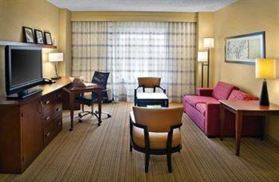 фото отеля Courtyard Jersey City Newport