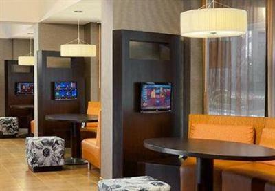 фото отеля Courtyard Jersey City Newport