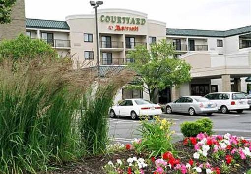 фото отеля Courtyard by Marriott Cleveland Beachwood