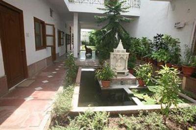 фото отеля Hotel Harmony Khajuraho