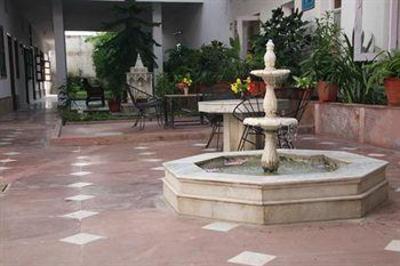 фото отеля Hotel Harmony Khajuraho