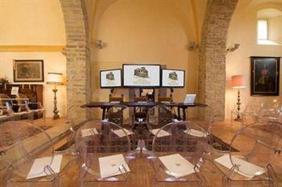 фото отеля Abbazia San Faustino Country House Pietralunga