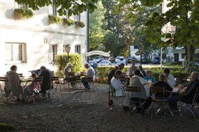 фото отеля Hotel Gasthof Zur Post Wolfegg