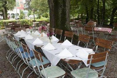фото отеля Hotel Gasthof Zur Post Wolfegg