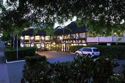 фото отеля The Surrey Hotel
