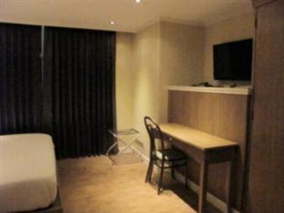фото отеля Bourbon St. Boutique Hotel