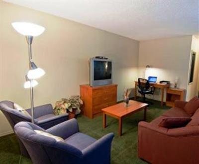фото отеля Travelodge Hotel Chilliwack