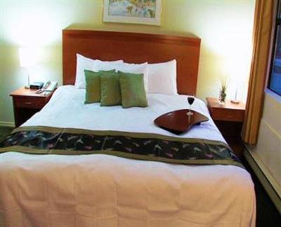 фото отеля Travelodge Hotel Chilliwack