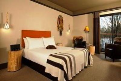 фото отеля Musee Premieres Nations Hotel Quebec City