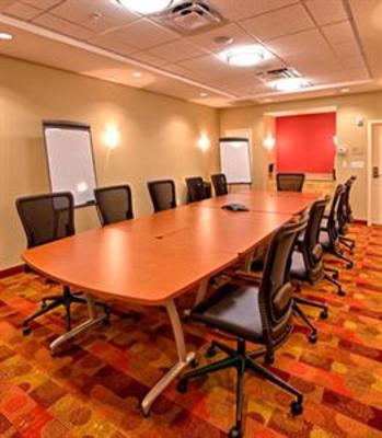 фото отеля TownePlace Suites Omaha West