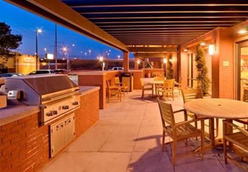 фото отеля TownePlace Suites Omaha West