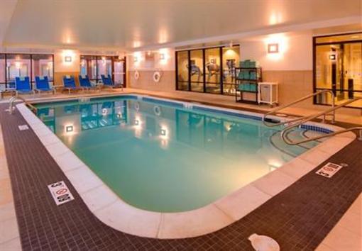 фото отеля TownePlace Suites Omaha West
