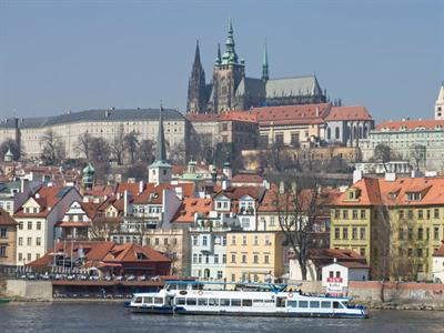 фото отеля Barcelo Old Town Praha