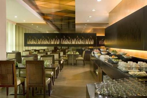 фото отеля Hotel Santika BSD City