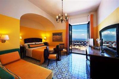 фото отеля Hotel Minerva Sorrento