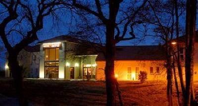 фото отеля Hotel Nuit De Retz Port-Saint-Pere