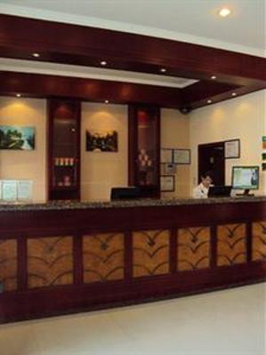 фото отеля GreenTree Inn Zhenzhou East Road Yangzhou