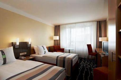 фото отеля Holiday Inn Stuttgart