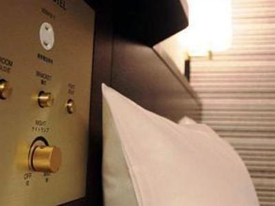 фото отеля Apa Hotel Roppongi Icchome Ekimae