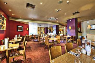 фото отеля Premier Inn Haymarket Edinburgh