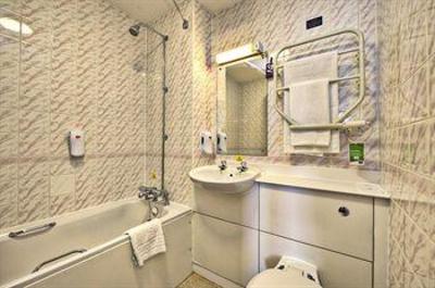 фото отеля Premier Inn Haymarket Edinburgh