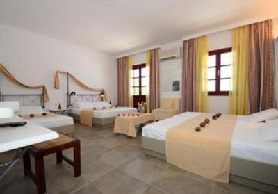 фото отеля Kallisti Thera Hotel