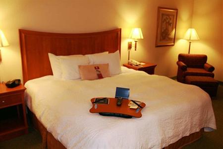 фото отеля Hampton Inn State College