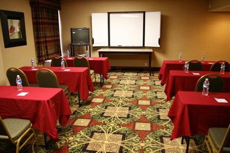 фото отеля Hampton Inn State College
