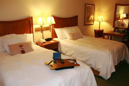 фото отеля Hampton Inn State College