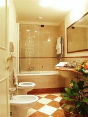 фото отеля Hotel Continental Genova